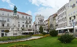 Descubrí la antigua ciudad universitaria de Coimbra