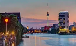 Llegada a Berlín del centro de entretenimiento vibrante