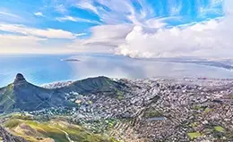 Llegada a la vibrante ciudad de Londres.