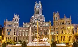 Descubrimiento de avenidas y plazas icónicas