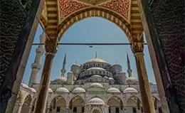 Descubre la majestuosa Mezquita Azul y el Hipódromo Romano