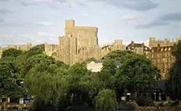 Día libre para explorar Londres o visitar Oxford y Windsor