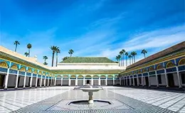 Visita al espléndido Palacio Bahía