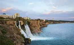 Visita la impresionante Cascada de Karpuzkaldiran