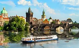 Opción de tomar un crucero por el río Moldava