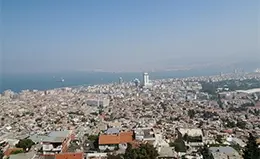 Descubrimiento de la moderna ciudad de Izmir.