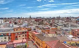 Valencia y su contundente gastronomía con la paella