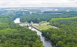 Explora los castillos renacentistas del Valle de Loira