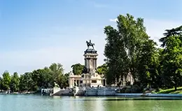Ver los monumentos icónicos de Madrid
